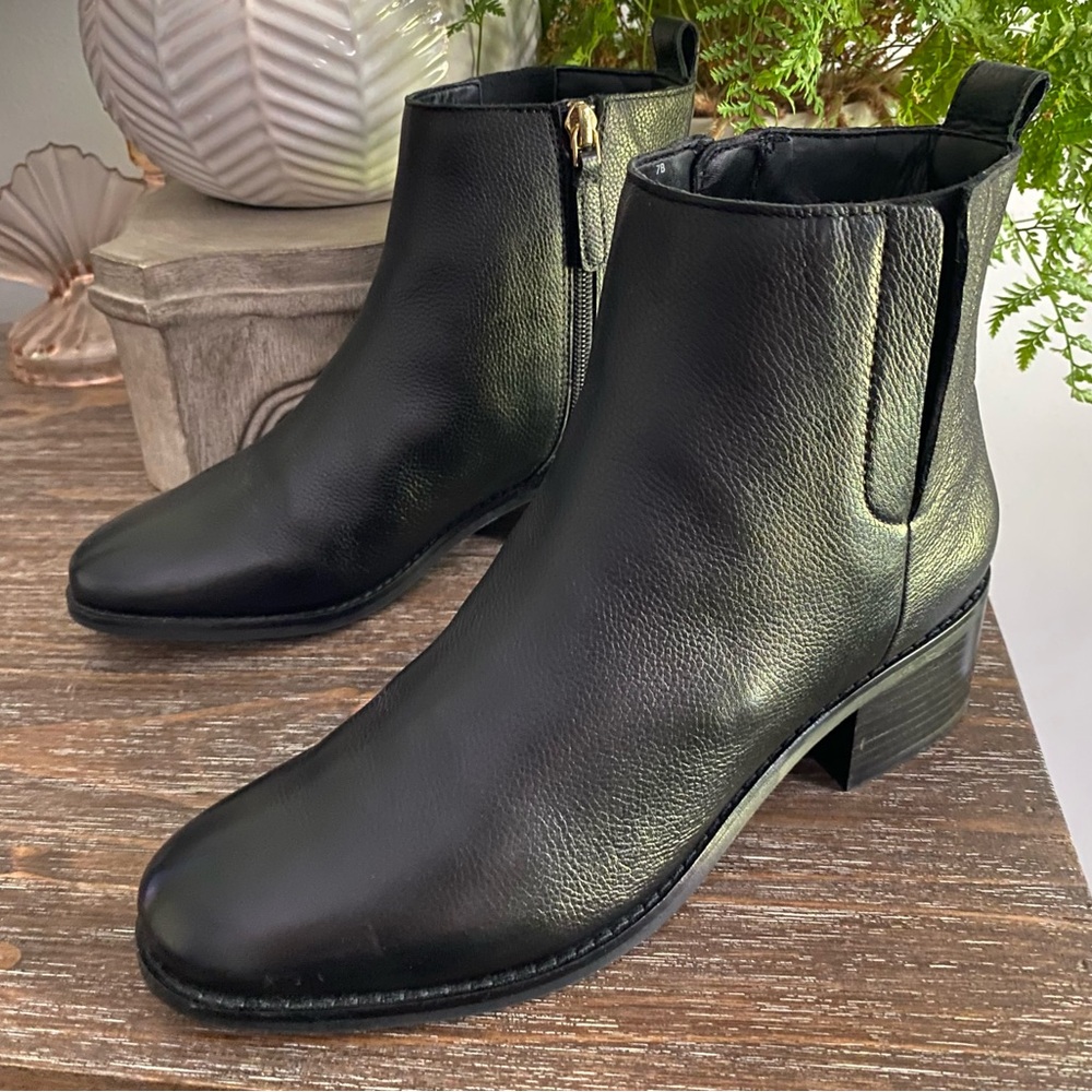 COLE HAAN Womens Black Pull Tab Goring Addie Block Heel Zip-Up Booties 7 B‎